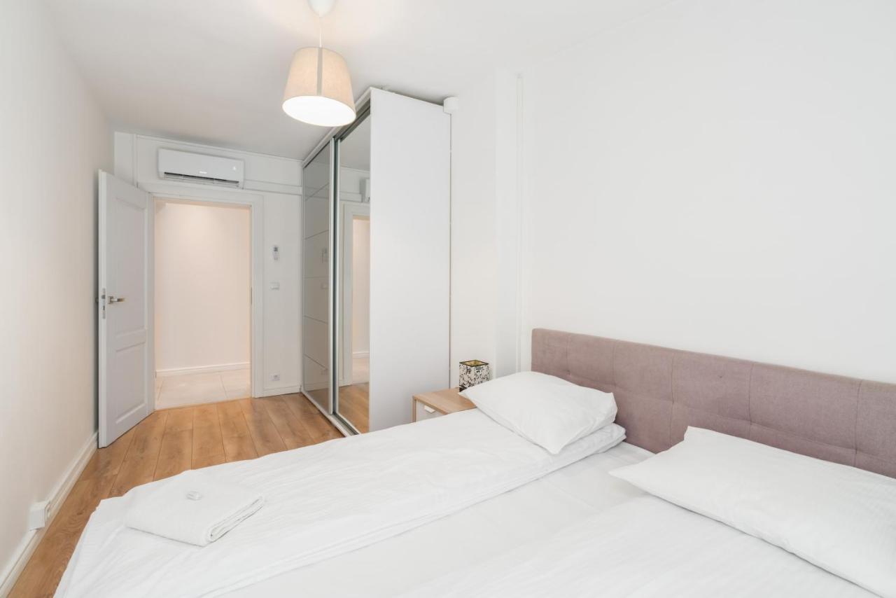 Apartment Poznan Old Town Strzelecka By Noclegi Renters エクステリア 写真